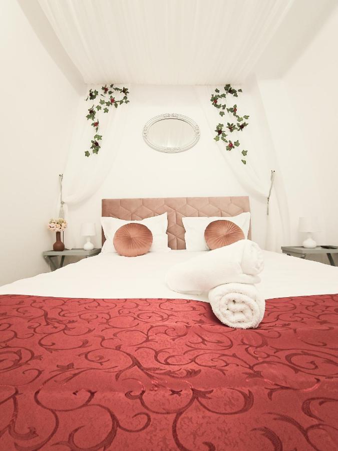 Marigold Boutique Lägenhet Braşov Exteriör bild